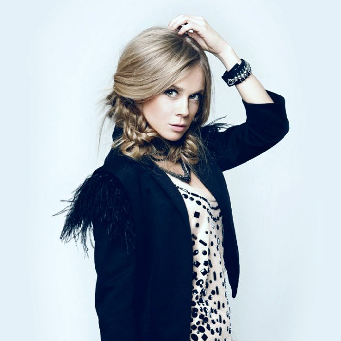 Лавика - Body Cries