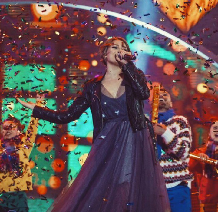 Гузель Хасанова - Звенит Январская Вьюга